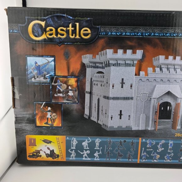3D Castle Knights Action Figure Toy Playset with Assorted‎ Knights & Props NEW - Picture 3 of 9